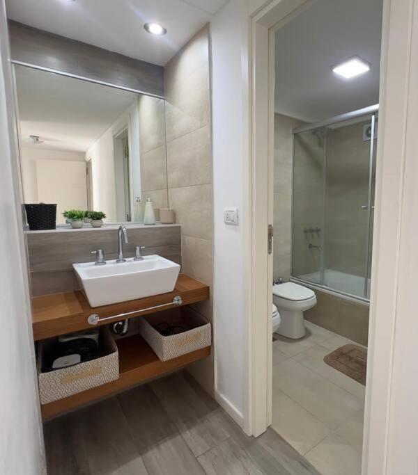 Departamento De Categoria A 50mt De Playa La Perla Apartamento Mar del Plata